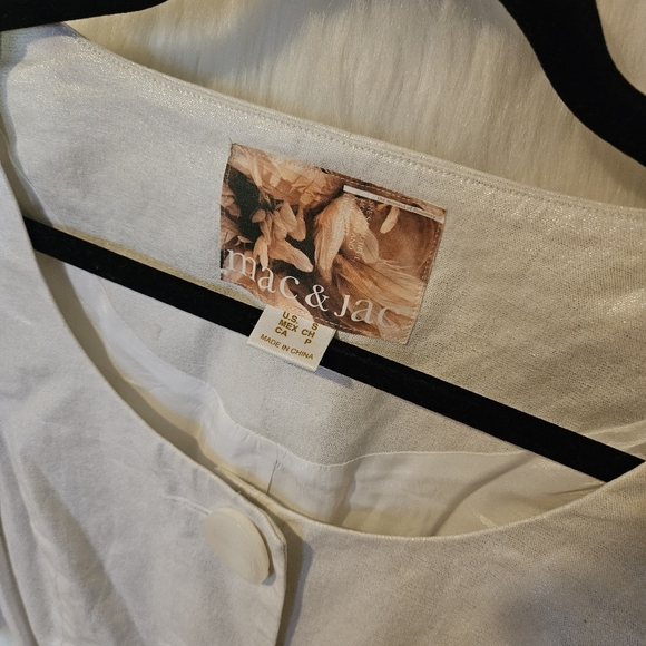 Mac & Jac Cropped Victorian Button Up  w/ Tie Belt - Picture 5 of 7